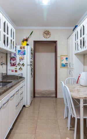 Apartamento para alugar com 73m², 2 quartos e 1 vaga Apartamento para alugar com 73m², 2 quartos e 1 vagaCozinha