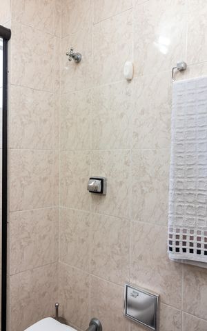 Apartamento para alugar com 73m², 2 quartos e 1 vaga Apartamento para alugar com 73m², 2 quartos e 1 vagaBanheiro