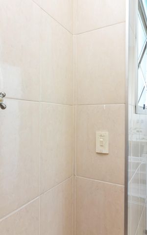 Apartamento para alugar com 73m², 2 quartos e 1 vaga Apartamento para alugar com 73m², 2 quartos e 1 vagaBanheiro de Serviço