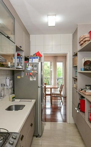 Apartamento à venda com 87m², 2 quartos e 2 vagasCozinha
