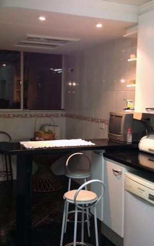 Casa à venda com 387m², 4 quartos e 10 vagas
