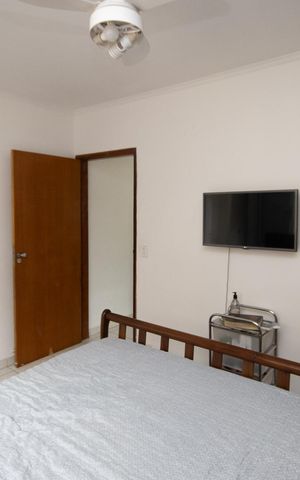 Casa à venda com 180m², 3 quartos e 3 vagas Casa à venda com 180m², 3 quartos e 3 vagasQuarto 3