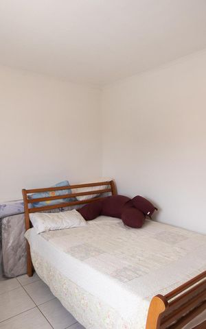 Casa à venda com 180m², 3 quartos e 3 vagas Casa à venda com 180m², 3 quartos e 3 vagasQuarto 1