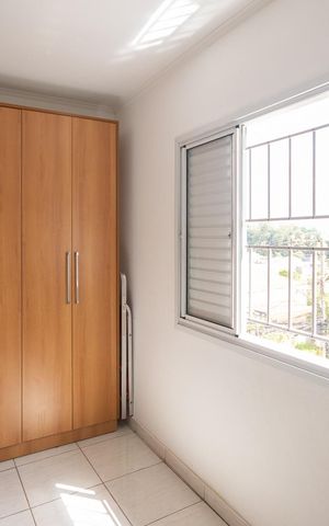 Casa à venda com 180m², 3 quartos e 3 vagas Casa à venda com 180m², 3 quartos e 3 vagasQuarto 1