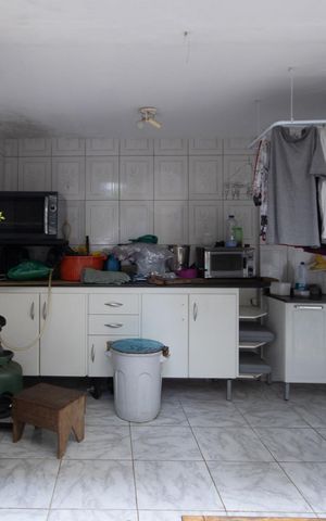 Casa à venda com 180m², 3 quartos e 3 vagas Casa à venda com 180m², 3 quartos e 3 vagasÁrea de Serviço