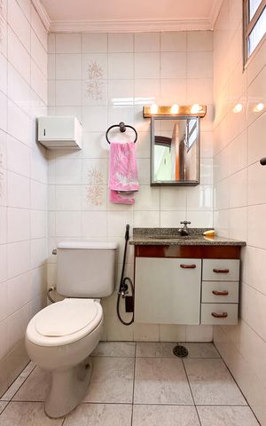 Apartamento à venda com 94m², 3 quartos e sem vaga Apartamento à venda com 94m², 3 quartos e sem vagaBanheiro da Suíte