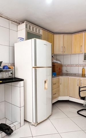 Casa à venda com 260m², 4 quartos e 2 vagas Casa à venda com 260m², 4 quartos e 2 vagasCozinha - Casa 2