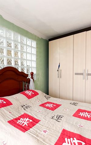 Casa à venda com 260m², 4 quartos e 2 vagas Casa à venda com 260m², 4 quartos e 2 vagasSuíte - Casa 2