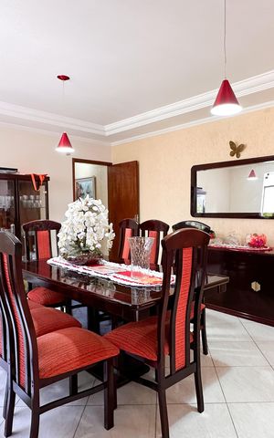 Casa à venda com 260m², 4 quartos e 2 vagas Casa à venda com 260m², 4 quartos e 2 vagasSala de Jantar - Casa 1