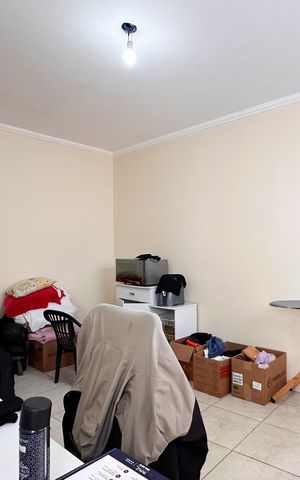 Casa à venda com 260m², 4 quartos e 2 vagas Casa à venda com 260m², 4 quartos e 2 vagasSala - Casa 3