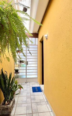 Casa à venda com 160m², 3 quartos e 2 vagasHall de entrada
