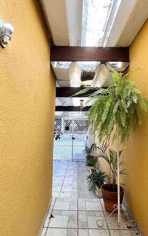 Casa à venda com 160m², 3 quartos e 2 vagasHall de entrada