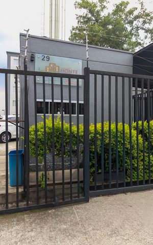 Apartamento à venda com 39m², 2 quartos e 1 vaga Apartamento à venda com 39m², 2 quartos e 1 vagaFachada do Prédio