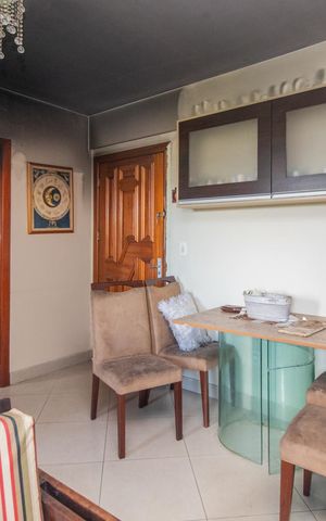 Apartamento à venda com 97m², 2 quartos e 1 vagaSala