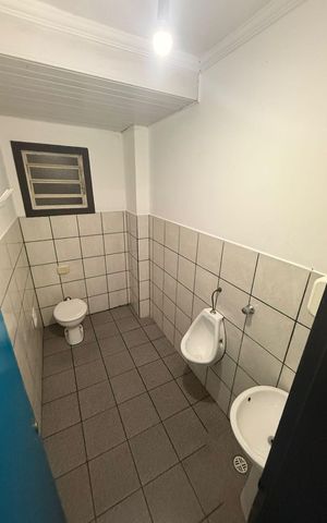 Casa para alugar com 2690m², 3 quartos e 1 vaga