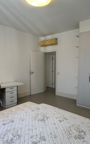 Casa à venda com 614m², 7 quartos e 8 vagas Casa à venda com 614m², 7 quartos e 8 vagasQuarto 1