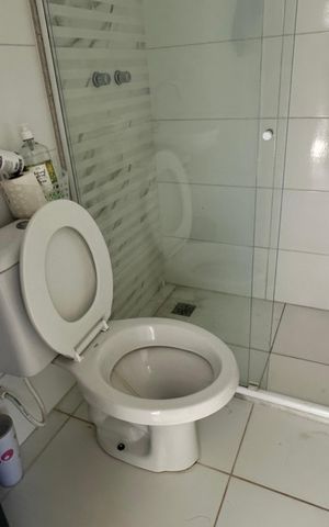 Casa à venda com 614m², 7 quartos e 8 vagas Casa à venda com 614m², 7 quartos e 8 vagasBanheiro de serviço