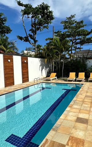 Casa à venda com 614m², 7 quartos e 8 vagas Casa à venda com 614m², 7 quartos e 8 vagasÁrea externa