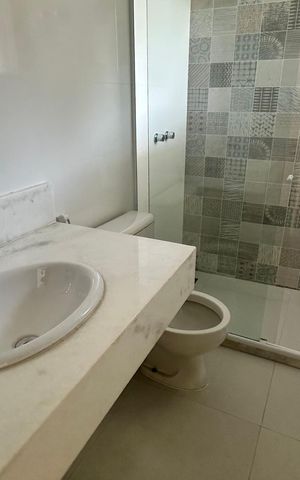 Casa à venda com 614m², 7 quartos e 8 vagas Casa à venda com 614m², 7 quartos e 8 vagasEdícula