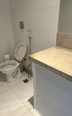 Casa à venda com 614m², 7 quartos e 8 vagas Casa à venda com 614m², 7 quartos e 8 vagasLavabo