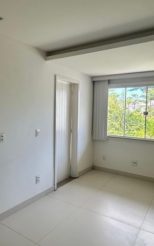 Casa à venda com 614m², 7 quartos e 8 vagas Casa à venda com 614m², 7 quartos e 8 vagasEdícula