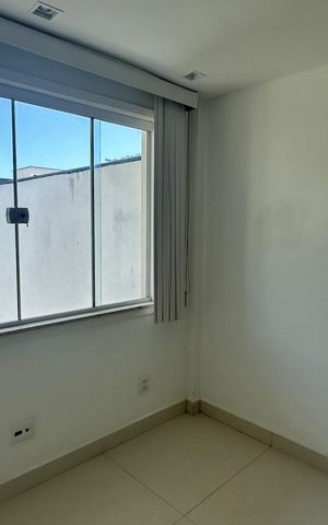 Casa à venda com 614m², 7 quartos e 8 vagas Casa à venda com 614m², 7 quartos e 8 vagasVaranda
