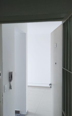 Apartamento à venda com 45m², 2 quartos e 1 vaga Apartamento à venda com 45m², 2 quartos e 1 vagaCorredor