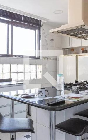 Apartamento à venda com 160m², 3 quartos e 1 vaga