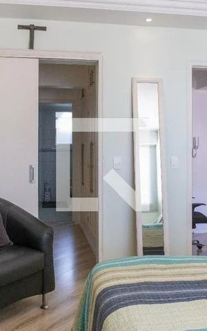 Apartamento à venda com 160m², 3 quartos e 1 vaga Apartamento à venda com 160m², 3 quartos e 1 vagaQuarto