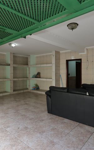 Casa à venda com 400m², 3 quartos e 4 vagasGaragem