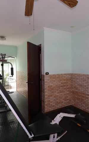 Casa à venda com 400m², 3 quartos e 4 vagasAcademia