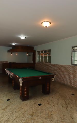 Casa à venda com 400m², 3 quartos e 4 vagasSalão de Jogos