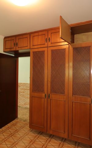 Casa à venda com 400m², 3 quartos e 4 vagasDespensa