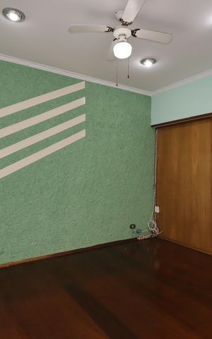 Casa à venda com 400m², 3 quartos e 4 vagasSala de TV