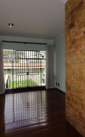 Casa à venda com 400m², 3 quartos e 4 vagasSala