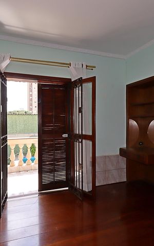Casa à venda com 400m², 3 quartos e 4 vagasSuíte 3