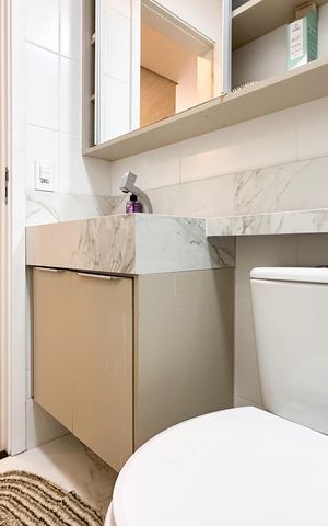 Apartamento à venda com 63m², 2 quartos e 2 vagas Apartamento à venda com 63m², 2 quartos e 2 vagasBanheiro da Suíte