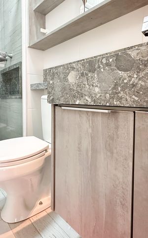 Apartamento à venda com 63m², 2 quartos e 2 vagas Apartamento à venda com 63m², 2 quartos e 2 vagasBanheiro Social