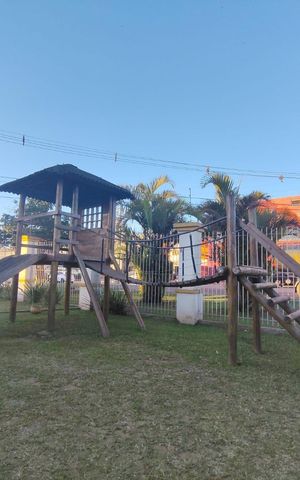 Casa de condomínio à venda com 137m², 3 quartos e 2 vagas