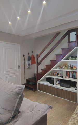 Casa de condomínio à venda com 137m², 3 quartos e 2 vagas
