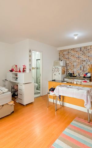 Apartamento à venda com 39m², 1 quarto e sem vagaSala e Quarto