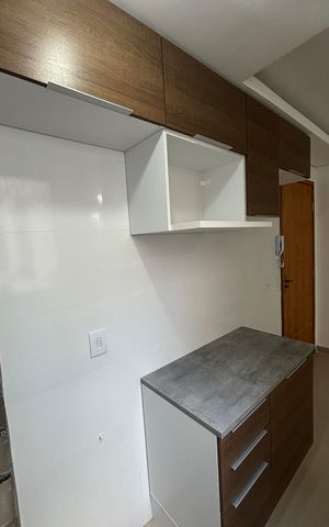Apartamento à venda com 108m², 2 quartos e 2 vagas Apartamento à venda com 108m², 2 quartos e 2 vagasCozinha