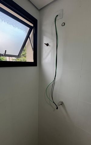 Apartamento à venda com 108m², 2 quartos e 2 vagas Apartamento à venda com 108m², 2 quartos e 2 vagasBanheiro