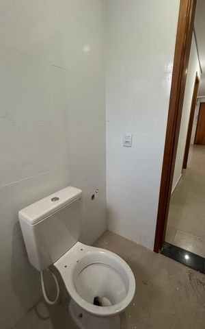 Apartamento à venda com 108m², 2 quartos e 2 vagas Apartamento à venda com 108m², 2 quartos e 2 vagasBanheiro