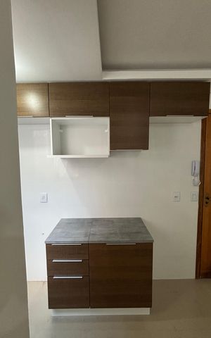 Apartamento à venda com 108m², 2 quartos e 2 vagas Apartamento à venda com 108m², 2 quartos e 2 vagasCozinha