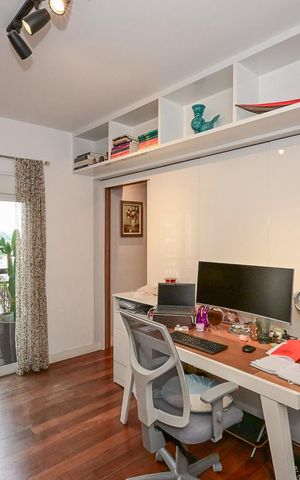 Apartamento à venda com 205m², 4 quartos e 4 vagasEscritório