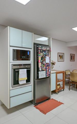 Apartamento à venda com 205m², 4 quartos e 4 vagasCozinha