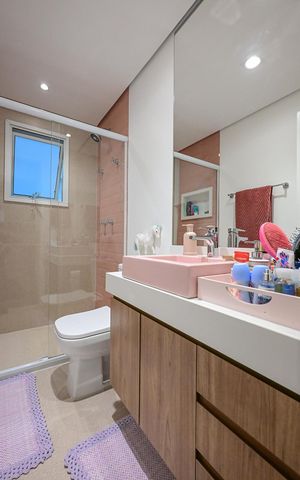 Apartamento à venda com 205m², 4 quartos e 4 vagasBanheiro Suíte 2