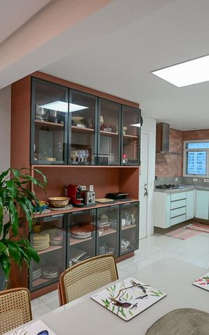 Apartamento à venda com 205m², 4 quartos e 4 vagasCozinha