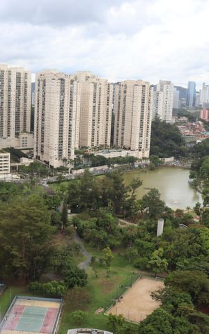 Apartamento à venda com 74m², 3 quartos e 1 vaga Apartamento à venda com 74m², 3 quartos e 1 vagaVaranda da Sala